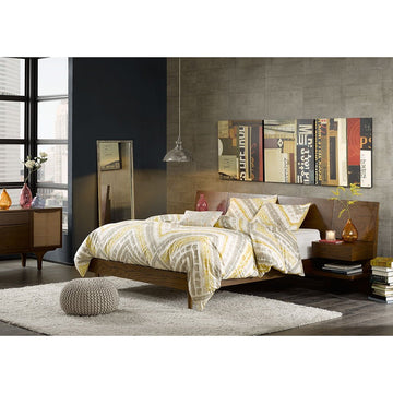 Clark - 3 Piece Bedroom Set (Queen Bed With 2 Nightstands) - Pecan