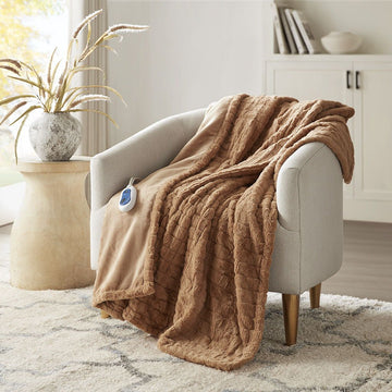 Zuri - Oversized Heated Throw - Brown Texture