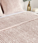 Bari - Velvet Quilt Set