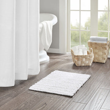 Lasso - 17" x 24" Chain Stitch Rug - White